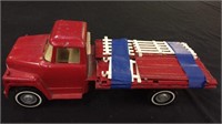 VINTAGE ERTL FARM TRUCK WITH SLATTED SIDE PANELS