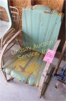 1 vintage metal lawn chair