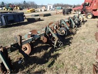 8 Row Bedder w/ Parallel Linkage