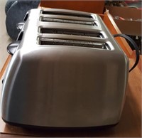 General Electric Stainless Steel 4 slice Toaster