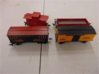 (4) HO Scale Train Cars