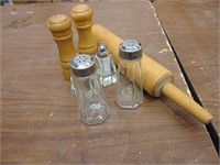 Vintage Wooden Rolling Pin & (3) Sets of Shakers