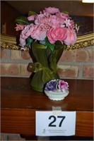 English staffordshire bone china flower - pretty