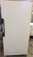 Amana 22 Stor-Mor upright freezer