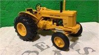 JD 620 Toy Tractor