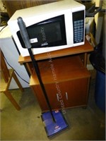 Sunbeam microwave with stand & floor sweeper