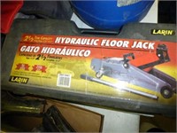 Larin  2 1/2 ton floor jack with box