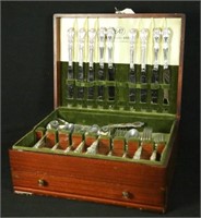 64-PIECE SET OF ROGERS BROTHERS SILVER P. FLATWARE