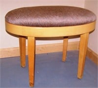 WHEAT COLOR VANITY STOOL. 25" OVAL