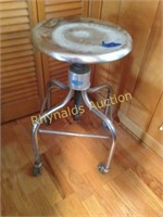 metal swival bar stool