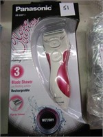 RECHARGEABLE WOMENS SHAVER