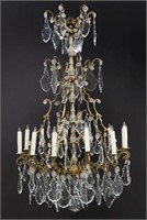 French gilt bronze and crystal 12-light chandelier