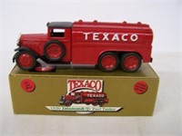 ERTL TEXACO 1930 DIAMOND FUEL TANKER BANK-