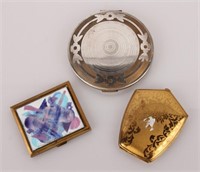 3 EARLY 20TH C MAKEUP COMPACTS