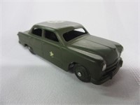 DINKY No 675 Ford Four Door Sedan