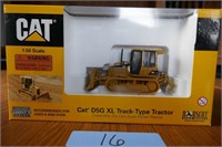 CAT D5G XL TRACK-TYPE TRACTOR