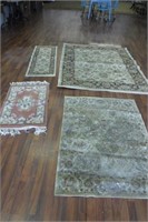 4 Area Rugs