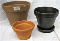 3 Clay Flower Pots