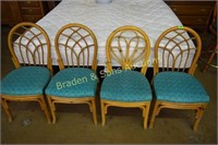 GROUP OF 5 DINING CHAIRS