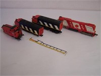 LOT OF 4 CN- 3- LOCOMOTIVES- ONE CABOOSE- SOME