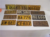 LOT OF 19 ONTARIO LICENSE PLATES 1933 - 1937 /