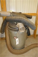 CYCLONE LID GARBAGE CAN W/ MISC.4" HOSE