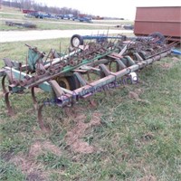 John Deere 3pt field cultivator 12-15ft