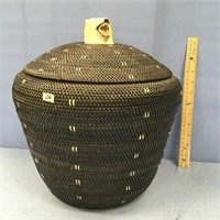 14" baleen basket by Abe Simmons. Fabulous polar b