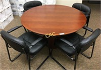 Round Table w/ 4 guest chairs 48"