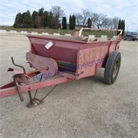 IH manure spreader