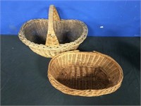 2 PRIMITVE BASKETS