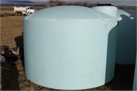 1550 Gallon Poly Tank