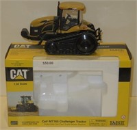 Norscot Cat MT 765 Challenger, 1/32, NIB