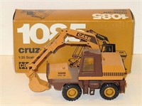 Conrad Case 1085B Cruz Air Excavator, NIB, 1/35