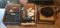 Estate lot of a hat, a box of kitchen items, etc
