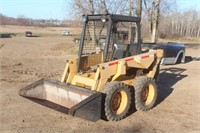 OWATONNA 345 SKID LOADER WITH 60" MATERIAL BUCKET