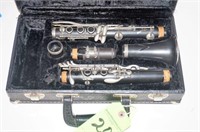 Used Vito Clarinet w/Hard Case, V40