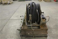 ELECTRIC HOSE REEL WORKS PER SELLER, WITH