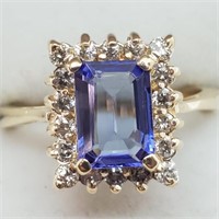 $4500 14K  Tanzanite(1.5ct) Diamond(0.25ct) Ring