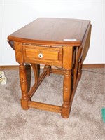 Drop Leaf End Table With Drawer