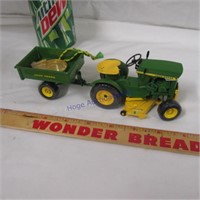 JD Precision lawn & garden tractor w/trailer