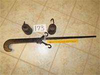 Antique Scale - P.S. & W.  Co. - 2 Weights Both