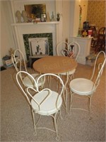 Ice Cream Table with 4 Chairs