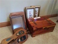 Group of small wood picture frame and wood decor