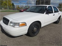 2010 FORD CROWN VIC 136816
