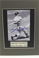 UNFRAMED PHOTOGRAPH OF MICKEY MANTLE HALL OF FAME