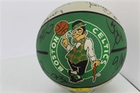 BOSTON CELTICS AUTOGRAPHED BASKETBALL AUTOGRAPHS: