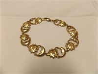 Ladies 14kt  Gold Moon Sun Design Bracelet