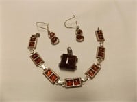 Ladies sterling silver Amber agate stone set