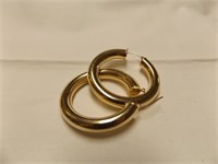 14 kt Round Hoop earrings Nice!